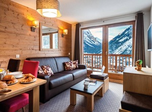 Foot Of The Slopes Swimming Terrace Ski Locker | Pralognan-la-Vanoise