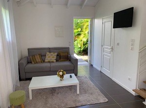 Le Moule The Beach Terrace | L'Autre-Bord