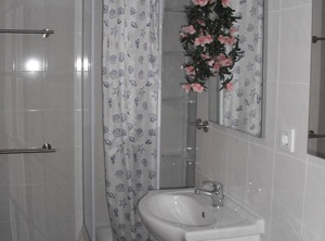Holiday Shower Toilet | Winsen