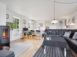 Holiday Diernas | Vikær Strand
