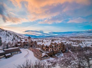 Village Townhouse | Edwards
