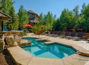 Village Townhouse | Edwards