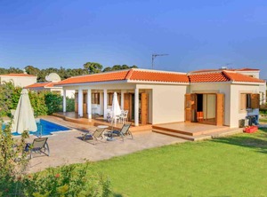 Achilles Beach Villa | Polis