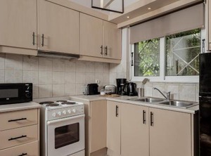 Alavastros Maisonettes | Xirokastello