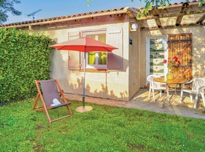 Swimming | Raphele-les-Arles