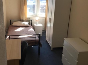 Amity Hostel | Hillside