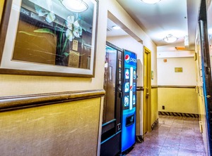 Anchor Inn | Queens