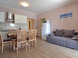 Ana Novigrad Zadar Persons | Obrovac