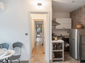 Quaint Mansion Stagno Lombardo Garden | Stagno Lombardo