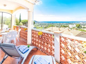 Villa Hydra | El Mas Fumats