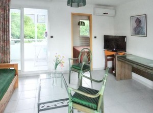 Chambre Piscine Partagee Jardin Clos Et Sainte Anne Km De La Plage | Sainte-Anne