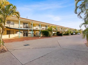 Arlia Sands | Torquay