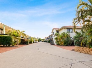 Arlia Sands | Torquay