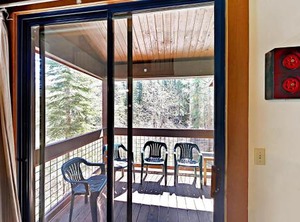 Grove | Truckee