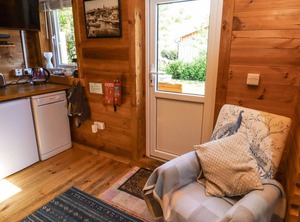 Aurora Skies Cresswell | Cresswell