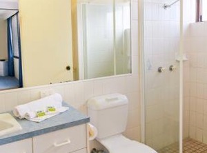 Aussie Resort | Burleigh Heads
