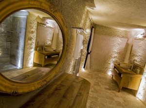 Cave | Cavusin