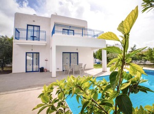 Azzurro Holiday Villa Ira | Agios Georgios Pegeias