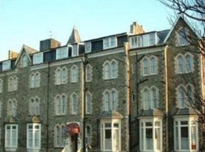 Hotel | Hele