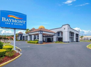 Baymont | Tillmans Corner