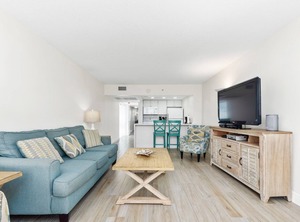 Beach Island Cleaning Jensen | Hutchinson Island South