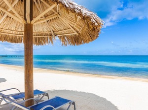 Beachfront | Pristine Bay