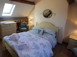 Converted Century Detached Setting | Larchamp