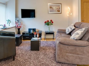 Becws | Trawsfynydd