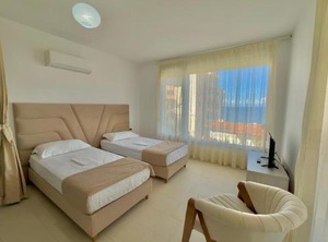Bougainville Bay | Sarande