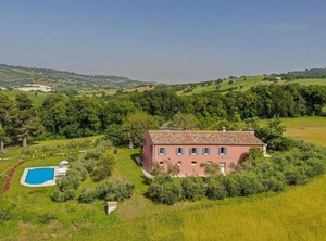 Villa Fossombrone Swimming | Fossombrone