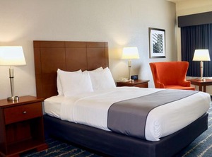 Fostoria Inn | Fostoria