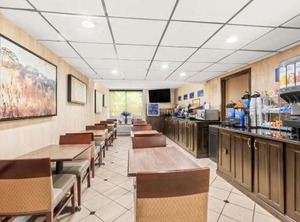 Hazlet Inn | Hazlet