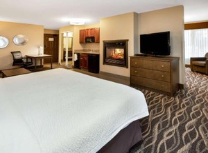 Park West Hotel | Evergreen