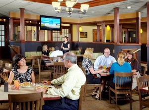 Steeplegate Inn | Quad Cities