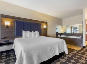 Seminole Inn Suites | Seminole