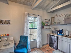 Blue Jay Cottage Pittsburg Winery | Pittsburg