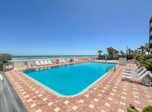 Boardwalk Inn | Davis