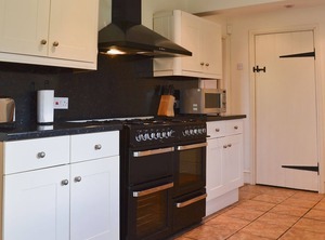 Accommodation Overseal | Ashby Woulds
