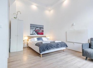 Stays | Neulerchenfeld