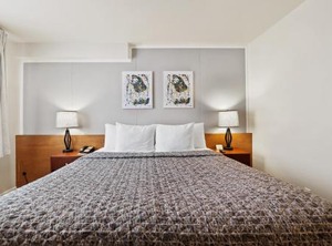 Days Inn | Sherwood Forest and Thistle Development
