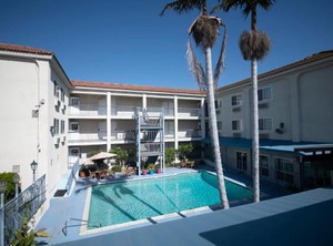 Days Inn | Sherwood Forest and Thistle Development