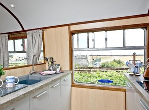 Brunel Boutique Railway Carriage | Dawlish Warren