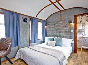 Brunel Boutique Railway Carriage | Dawlish Warren