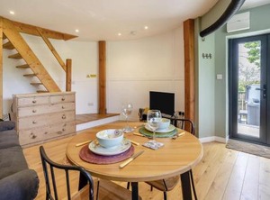 Caban Silo | Aberaeron