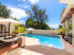 Carana Hilltop Villa | Glacis