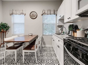 Located Carytown | Museum District
