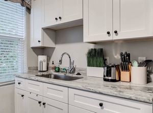 Located Carytown | Museum District
