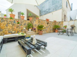 Casa Holganza | Maria de la Salut