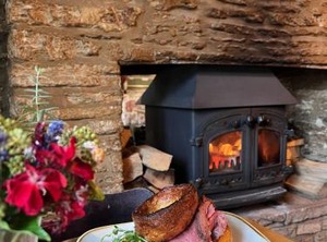 Cat Custard Pot Inn | Tetbury