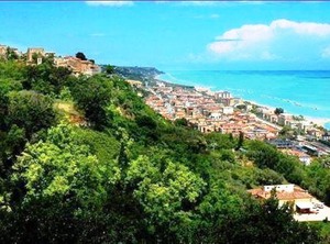 Mountains Beaches | Cepagatti